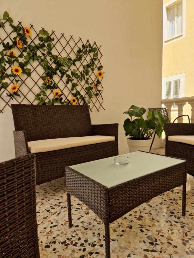 Tamborino Terrace Apartment - Salento Apartments Collection Lecce Exterior photo